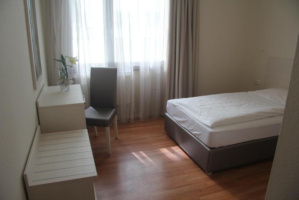 Hotel Centro Stuttgart Bagian luar foto